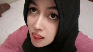 10 Viral Indonesia Video Wiwik Viral Indonesia 2025 Anjay Hijab Kebaya coklat